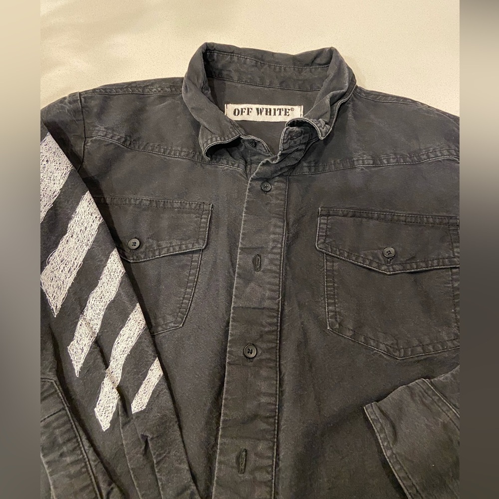 Black button shirt, size smalll